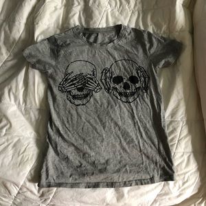 SKULL t shirt